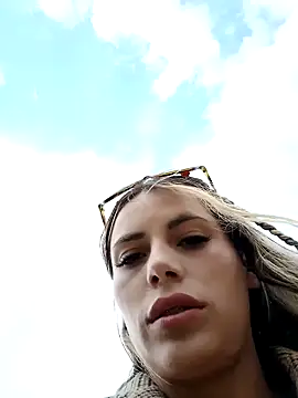 Snapshot of Misscata1106 chatting on 10, 10, 2025 Misscata1106 online show from 10, 10, 2025