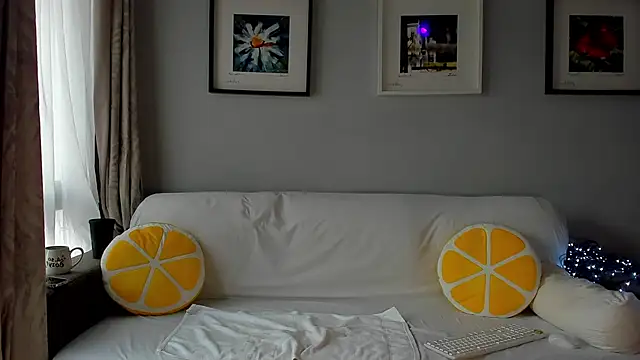 Snapshot of bellahot77 chatting on 10, 11, 2025 bellahot77 online show from 10, 11, 2025