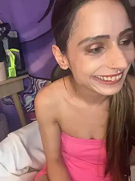 LaPetitechienne1 online show from 11, 1, 2025