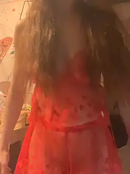 LaPetitechienne1 online show from 3, 3, 2025