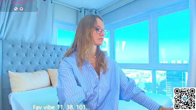 Milf Tea online show from 6, 5, 2026