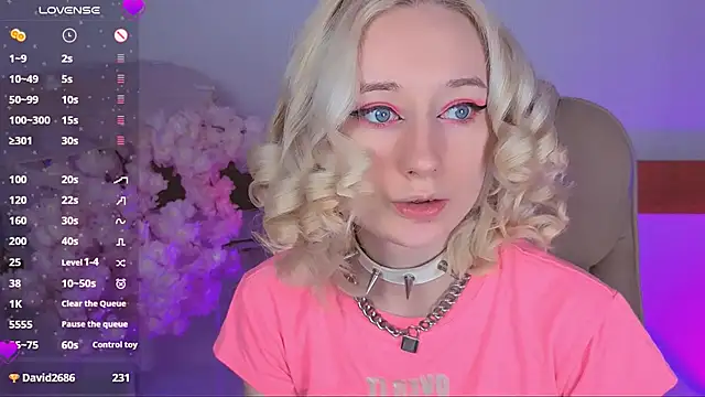 Snapshot of Katia_Kim chatting on 17, 12, 2025 Katia Kim online show from 17, 12, 2025