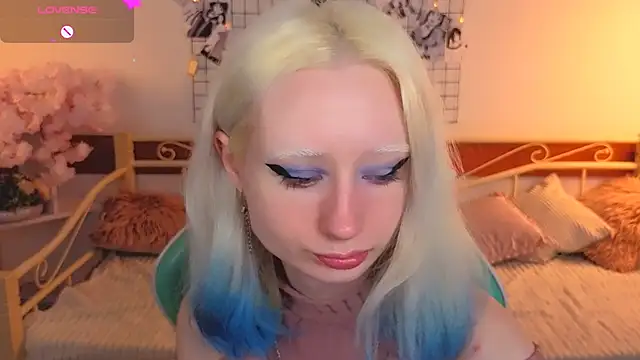 Snapshot of Katia_Kim chatting on 22, 2, 2026 Katia Kim online show from 22, 2, 2026