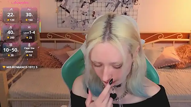 Snapshot of Katia_Kim chatting on 9, 3, 2026 Katia Kim online show from 9, 3, 2026