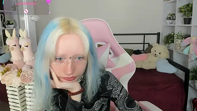 Katia Kim online show from 22, 4, 2026