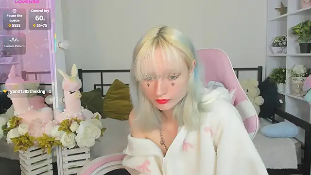 Katia Kim online show from 4, 5, 2026