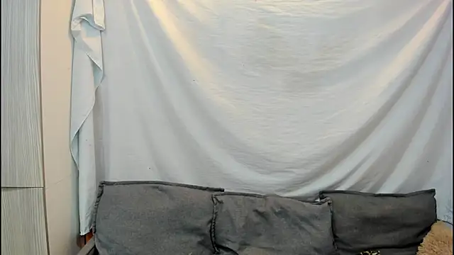 Mhelanny2 online show from 20, 12, 2025