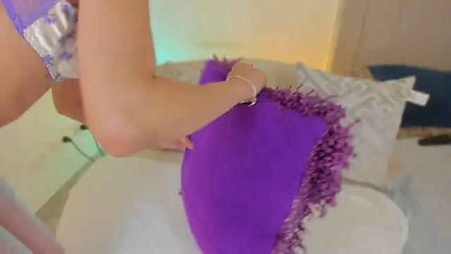 luisah  online show from 25, 4, 2026