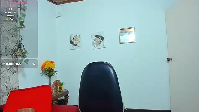 yasmin goldenst online show from 28, 2, 2025