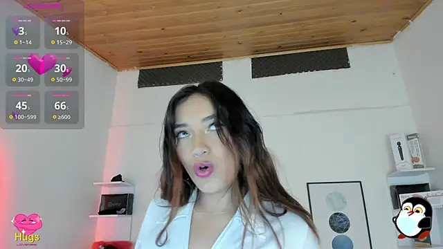 cristal  hot 1 online show from 2, 3, 2025