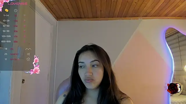 cristal  hot 1 online show from 4, 7, 2026