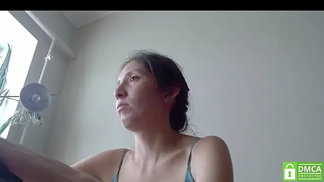 Sophi Cute online show from 10, 9, 2025