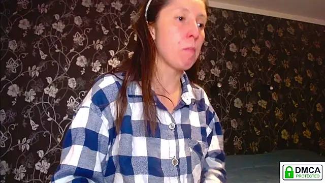 Sophi Cute online show from 13, 3, 2026