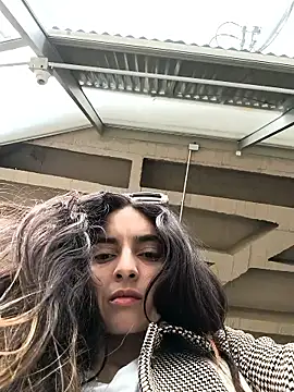 Sam Sara online show from 5, 2, 2026