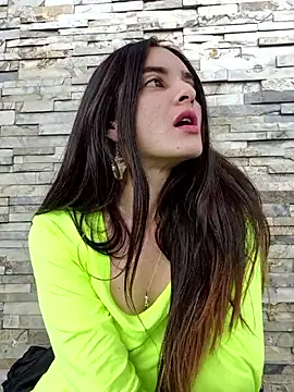 Sam Sara online show from 18, 4, 2026