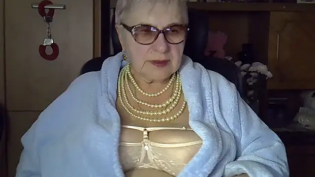 SweetCherry27 online show from 13, 10, 2025