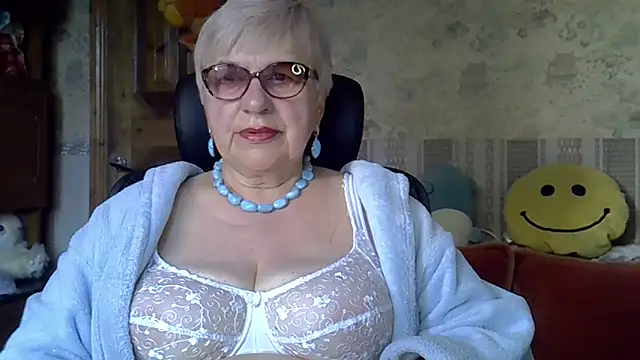 SweetCherry27 online show from 22, 4, 2026