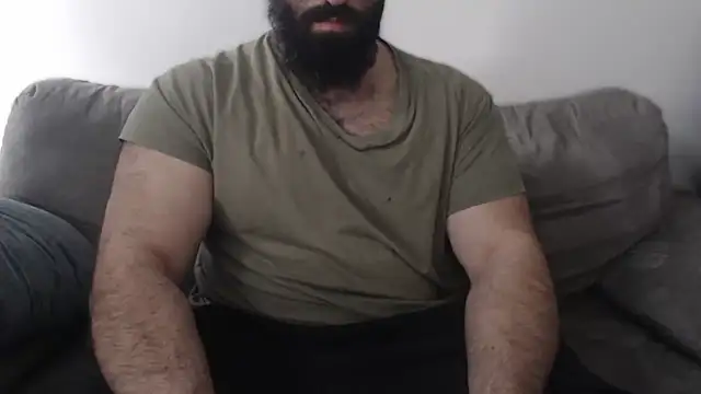 Snapshot of hugemachohandsome chatting on 11, 5, 2026 hugemachohandsome online show from 11, 5, 2026