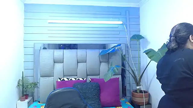 evelin zaens online show from 22, 4, 2026