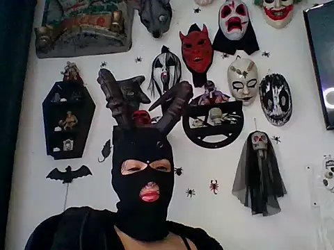 FeticheMacabre online show from 18, 10, 2025