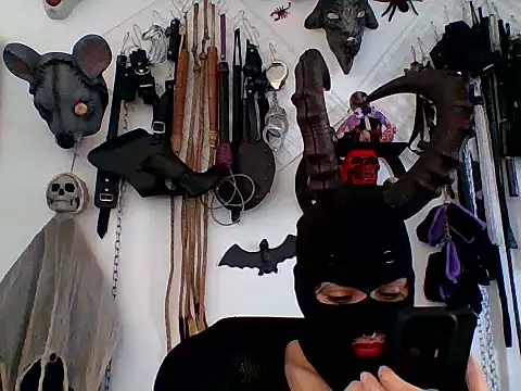 FeticheMacabre online show from 20, 4, 2026