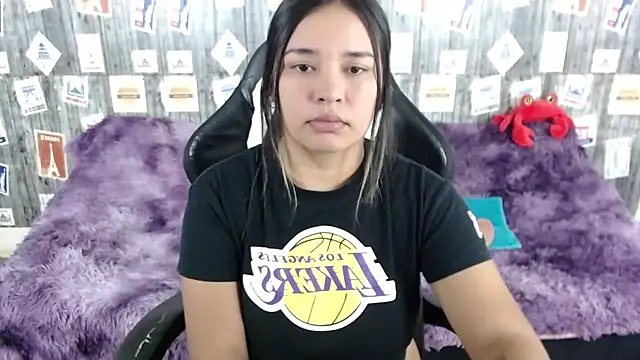 SaraCrow online show from 25, 1, 2025