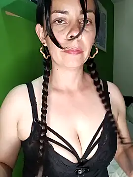 Snapshot of johannatb chatting on 1, 12, 2024 johannatb online show from 1, 12, 2024