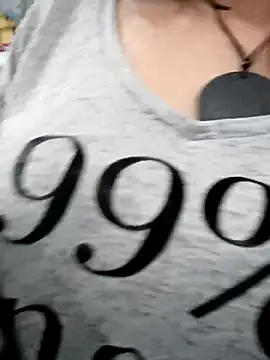 Snapshot of johannatb chatting on 5, 3, 2026 johannatb online show from 5, 3, 2026