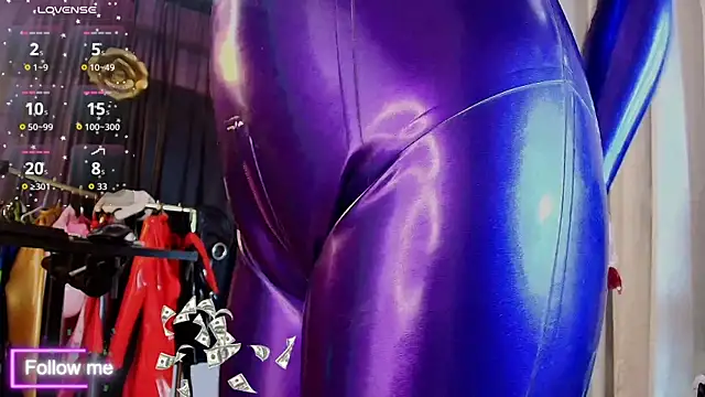 LatexDevil Blondie online show from 16, 9, 2025