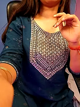 Snapshot of Aditi_1 chatting on 5, 2, 2025 Aditi 1 online show from 5, 2, 2025