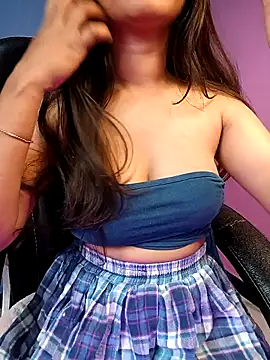 Snapshot of Aditi_1 chatting on 18, 2, 2025 Aditi 1 online show from 18, 2, 2025