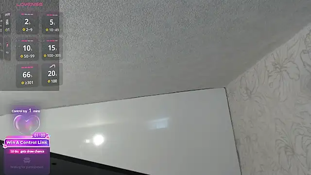 LaraStone   online show from 2, 2, 2025