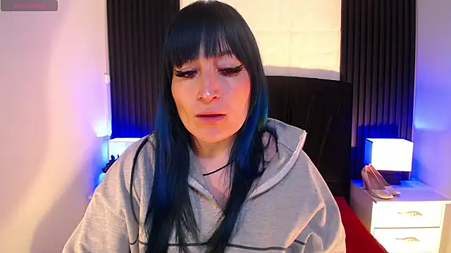 alicia moom online show from 19, 12, 2025