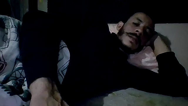 MachoScorpionCaralho online show from 25, 4, 2026