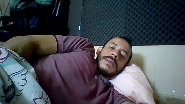 MachoScorpionCaralho online show from 28, 4, 2026