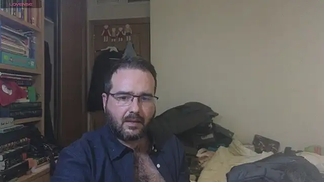 curiosillo83 online show from 25, 2, 2025