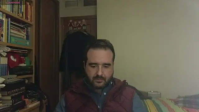 curiosillo83 online show from 13, 3, 2025