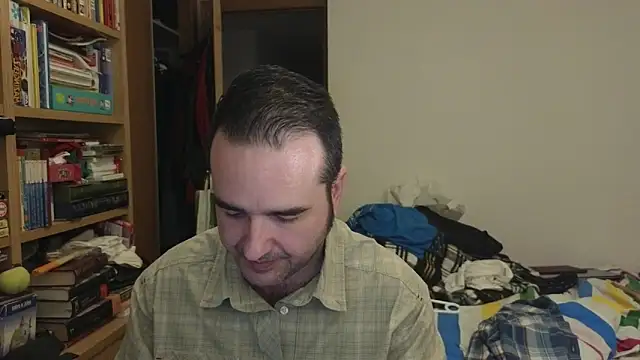 curiosillo83 online show from 21, 4, 2026