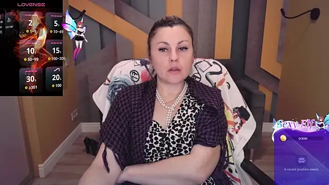 Candy Long online show from 3, 2, 2026