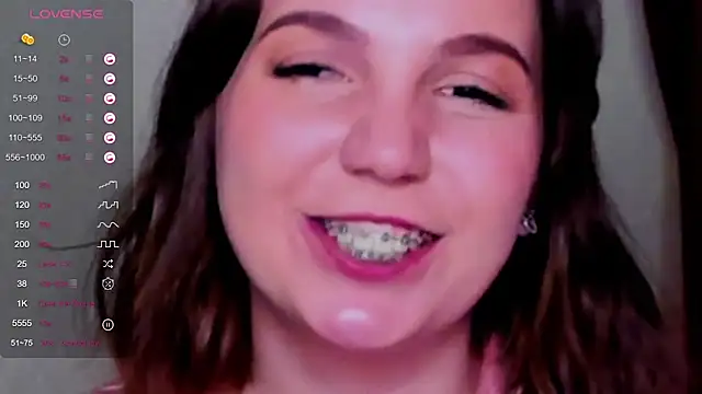 KindHazelHere  online show from 22, 3, 2025