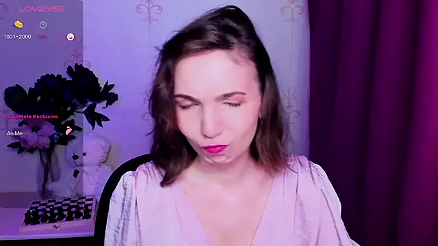 KindHazelHere  online show from 25, 3, 2026