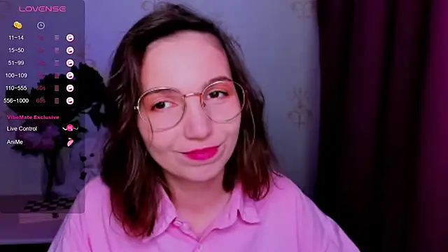 KindHazelHere  online show from 25, 4, 2026