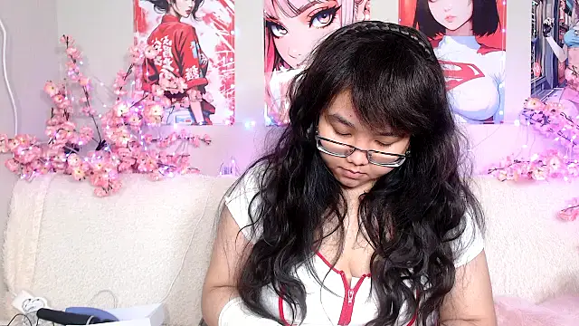 Snapshot of Moertomlly chatting on 22, 5, 2026 Moertomlly online show from 22, 5, 2026
