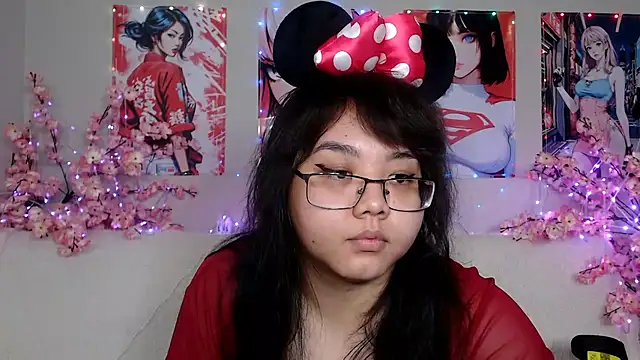 Snapshot of Moertomlly chatting on 24, 5, 2026 Moertomlly online show from 24, 5, 2026