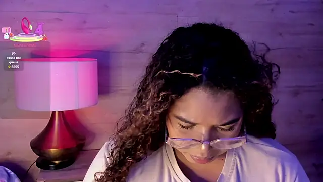  nickypurple  online show from 21, 3, 2025