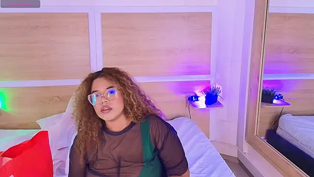  nickypurple  online show from 11, 2, 2026