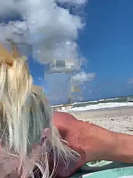 TiffaneyLove online show from 27, 4, 2026