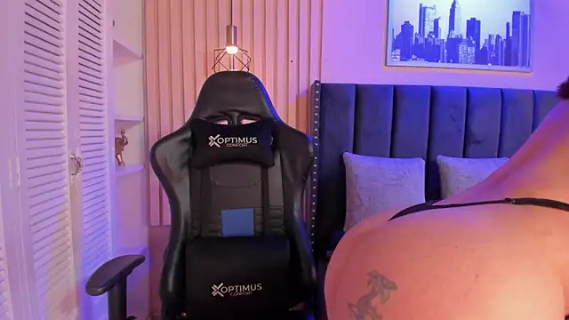 ashlye miller  online show from 11, 9, 2025