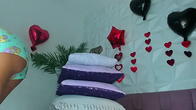 Hellen Sky online show from 21, 4, 2026