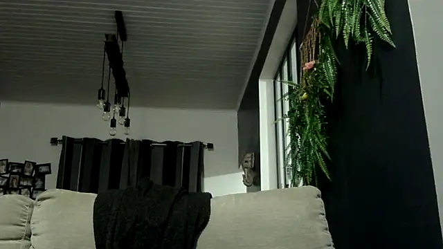 feline27 online show from 16, 11, 2025